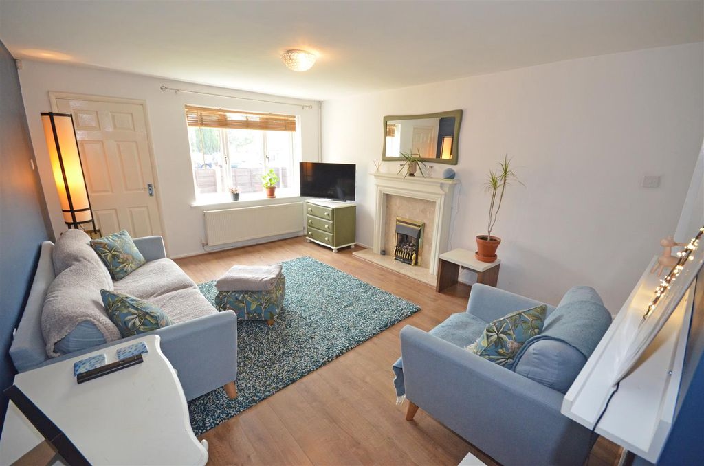 Property photo 2 of 19 01A.Jpg