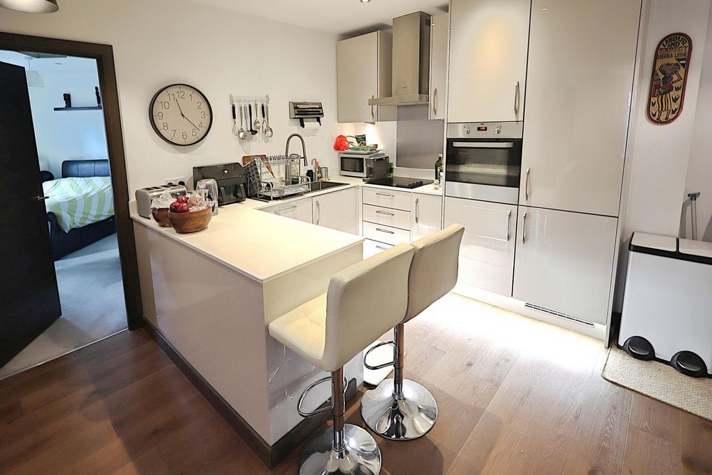 Property photo 1 of 10 Open Plan Kitchen