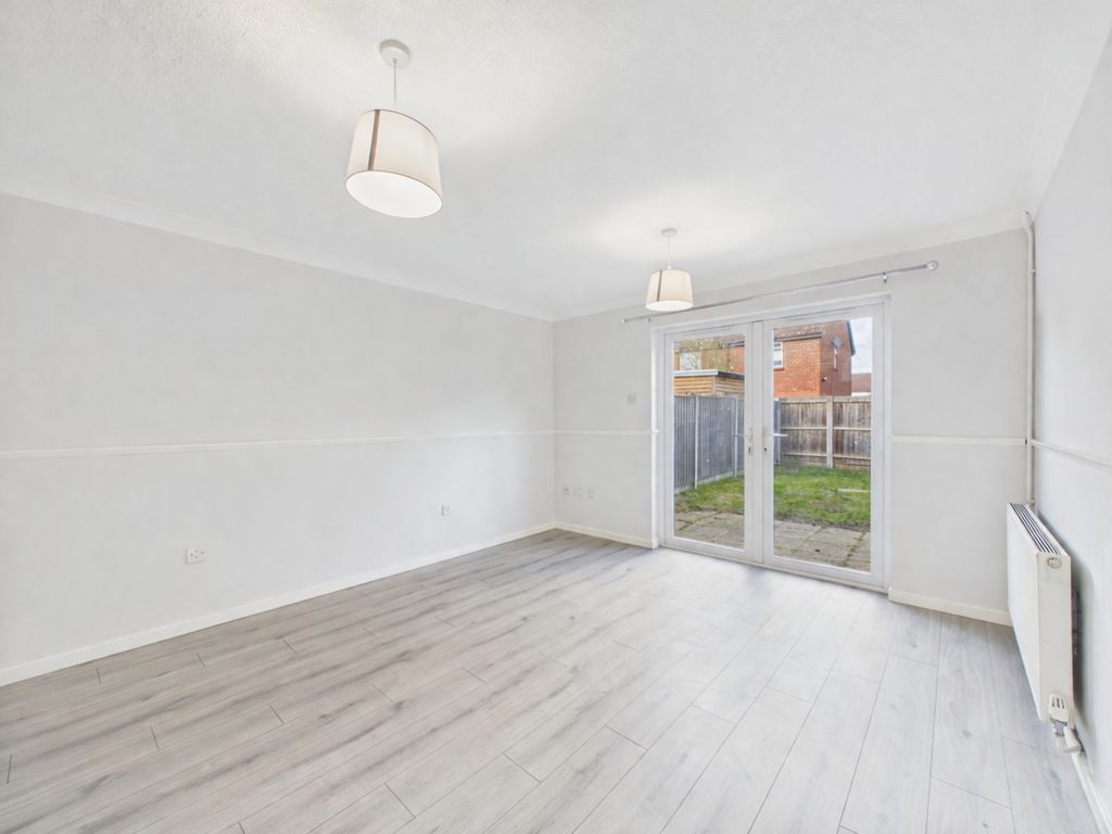 Property photo 2 of 8 Living Room