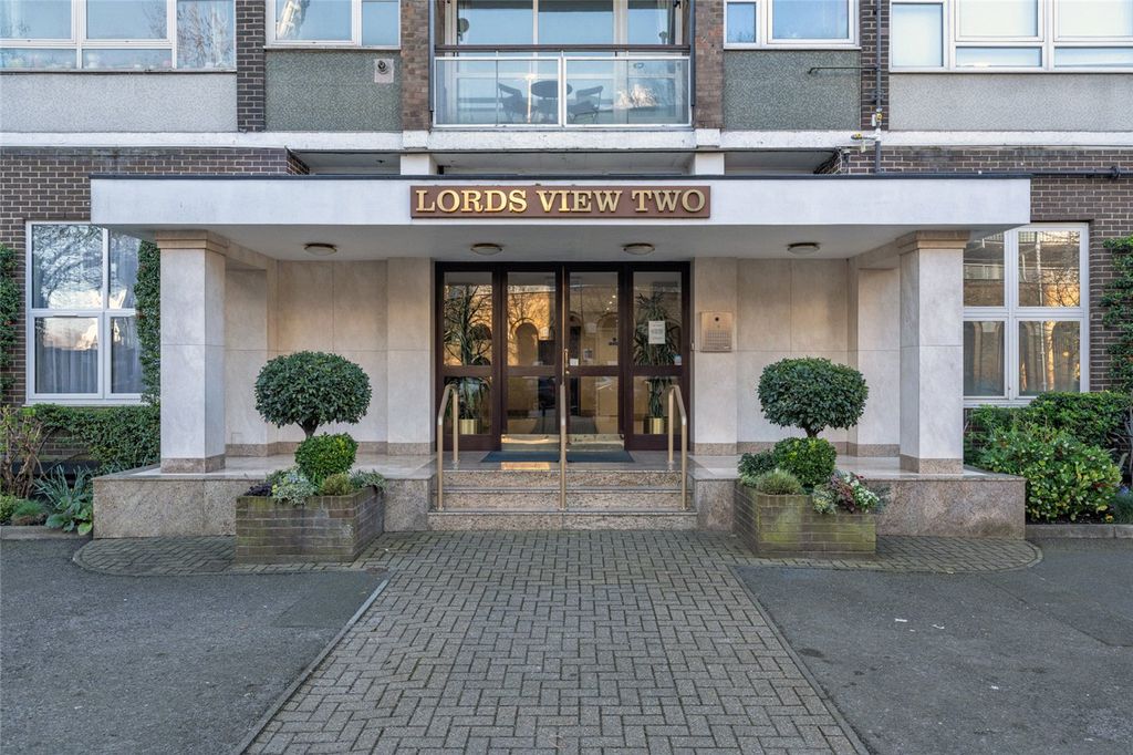 Property photo 1 of 19 Picture No. 04