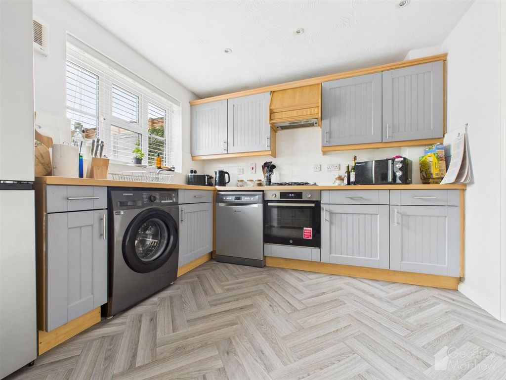 Property photo 2 of 24 Cam02365G0-Pr0368-Still010.Jpg