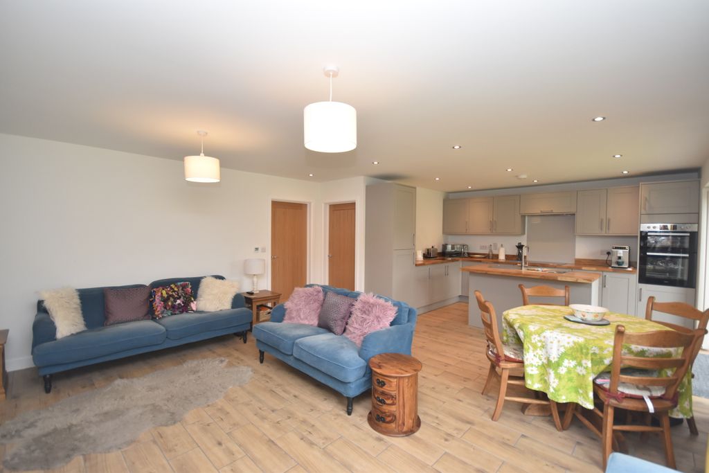 Property photo 3 of 13 Kitchen/Diner/Lounge