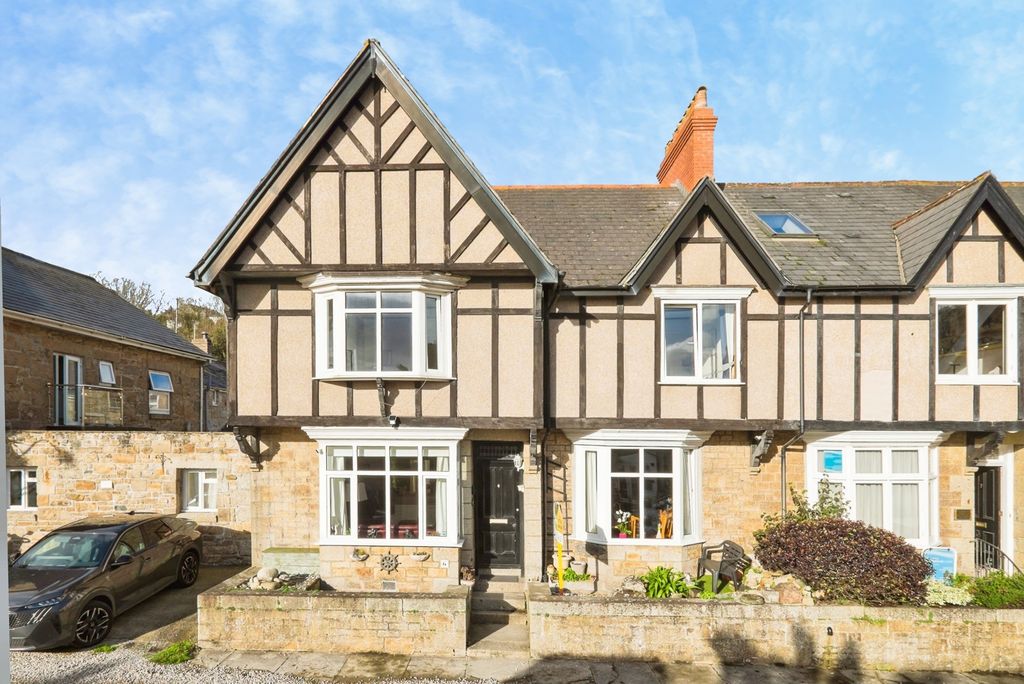 Property photo 1 of 19 Pbox-Img.Jpg
