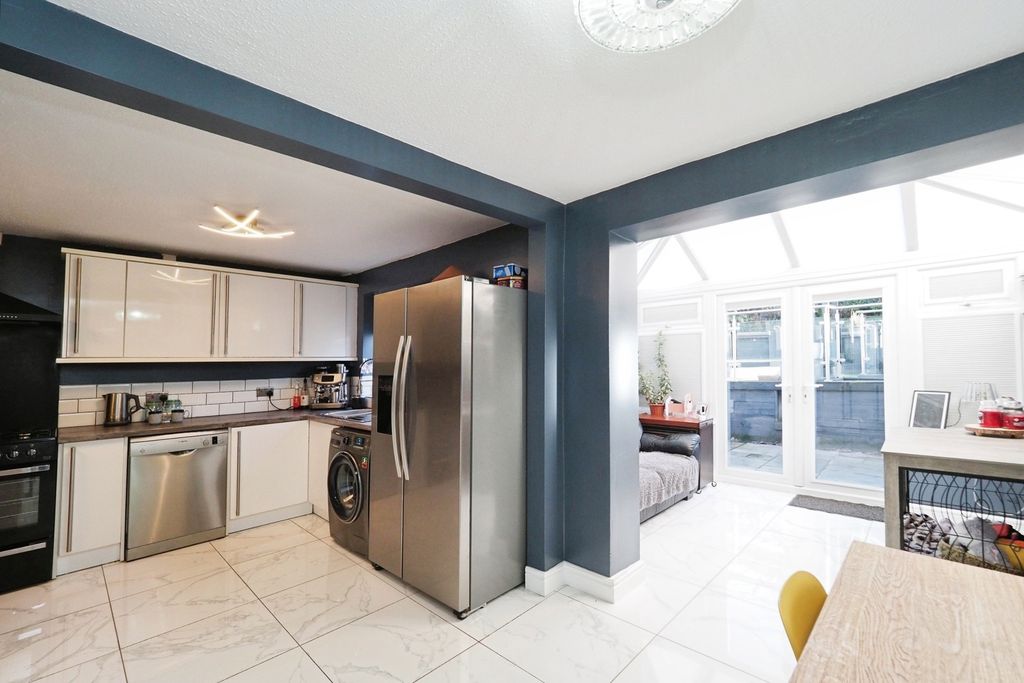 Property photo 2 of 19 Pbox-Img.Jpg