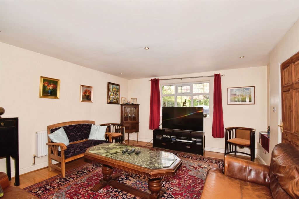 Additional image 5 of 4 bed detached house for saleShirley Road, Leicester LE2