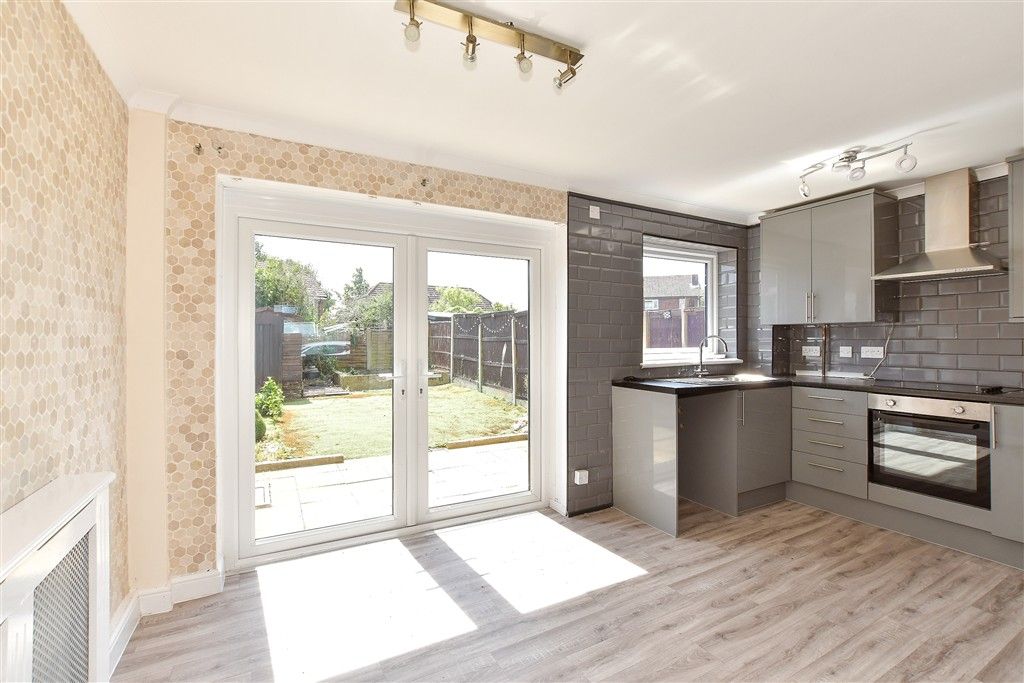 Property photo 3 of 10 Kitchen/Diner