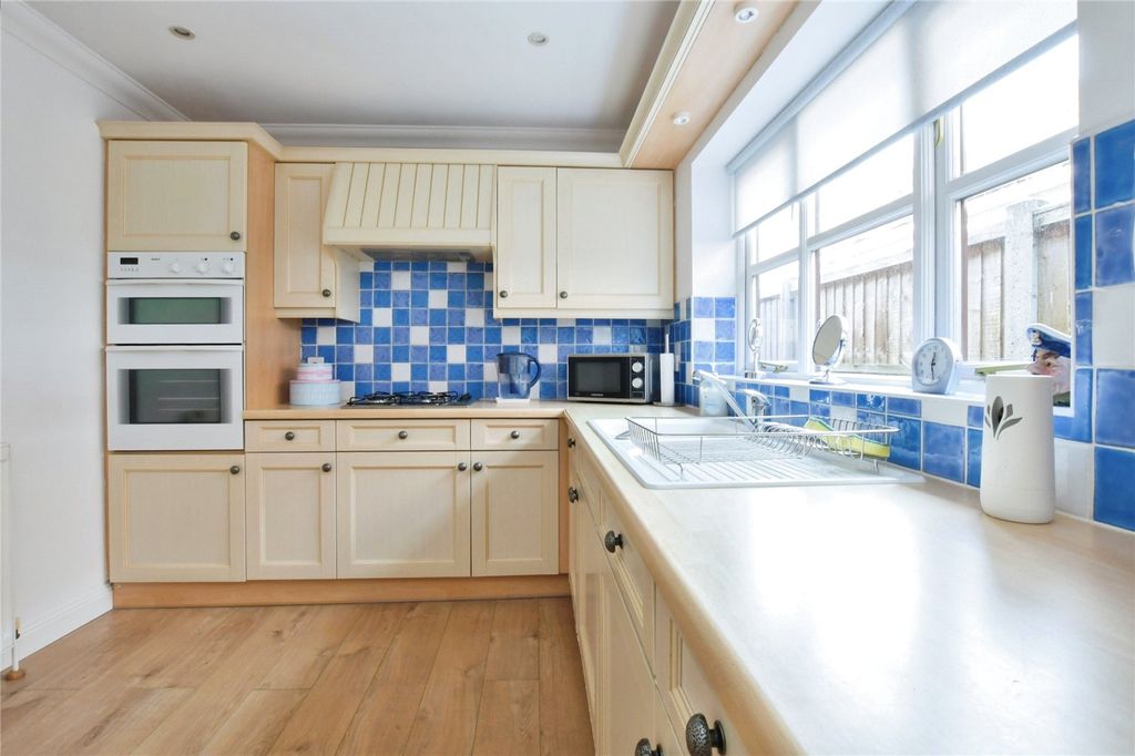 Property photo 3 of 18 Photography