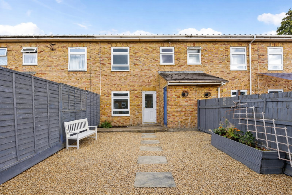 Property photo 2 of 7