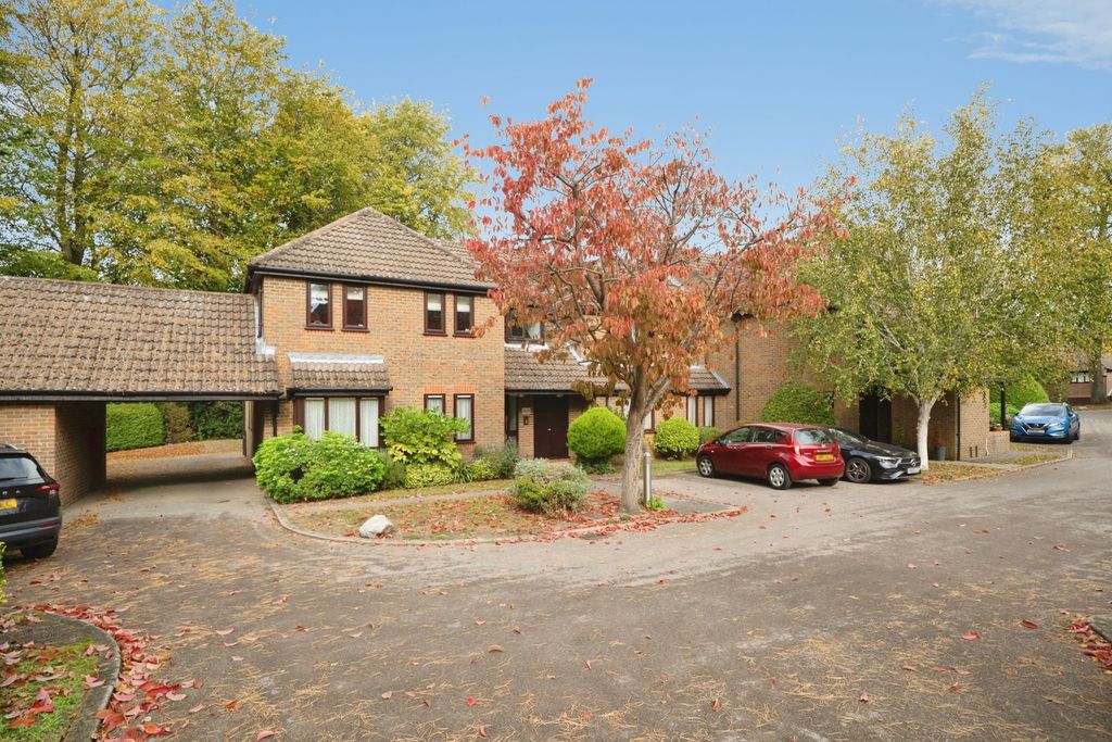 Property photo 1 of 18 Pbox-Img.Jpg