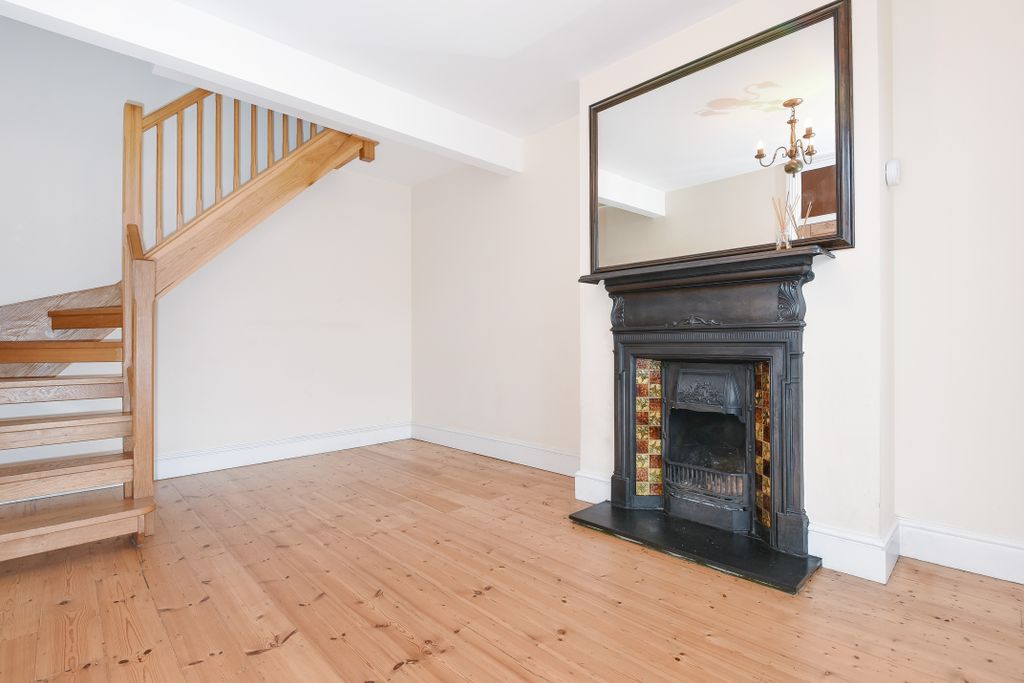 Property photo 3 of 11 59Df3E6B4Aed7-223807