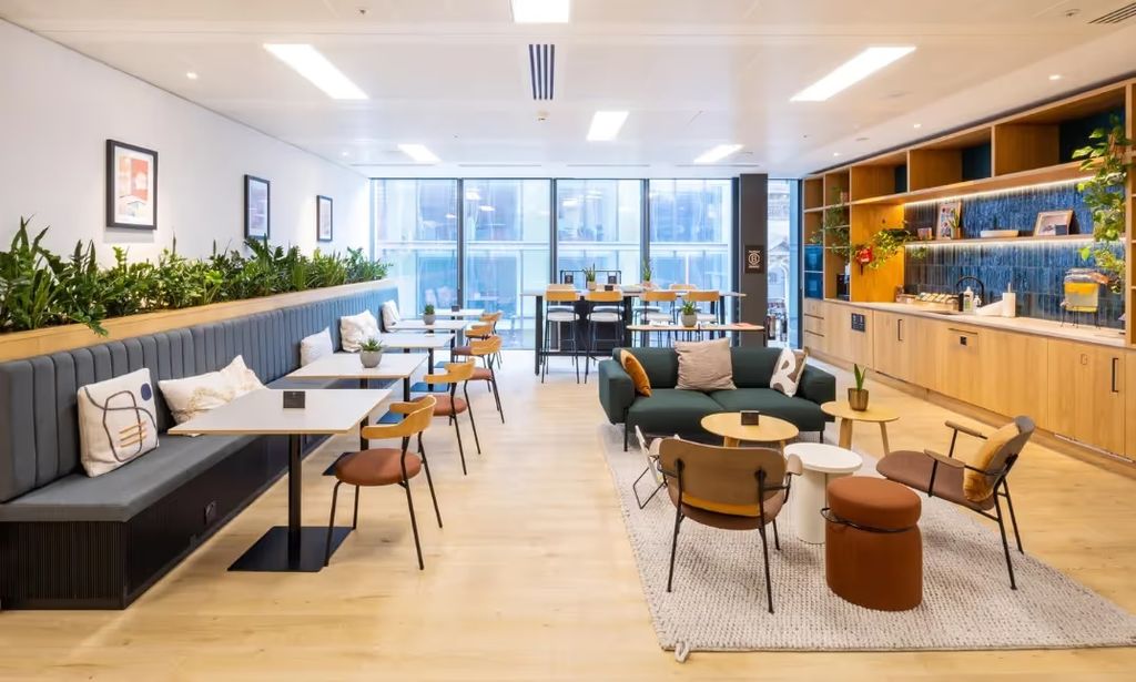 Property photo 1 of 11 Breakout Space