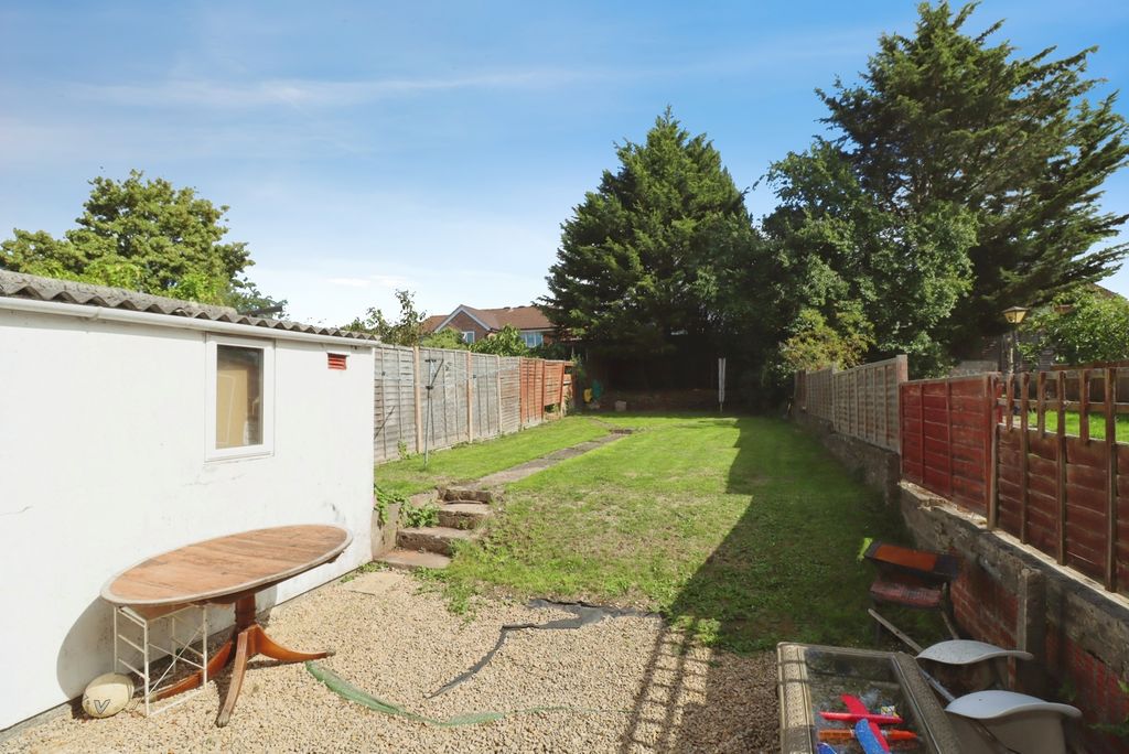 Property photo 2 of 15 Pbox-Img.Jpg