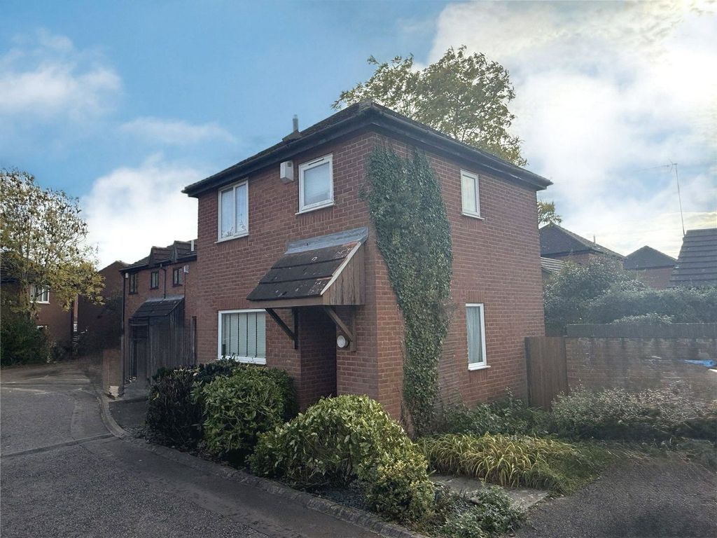 Property photo 1 of 8 Front