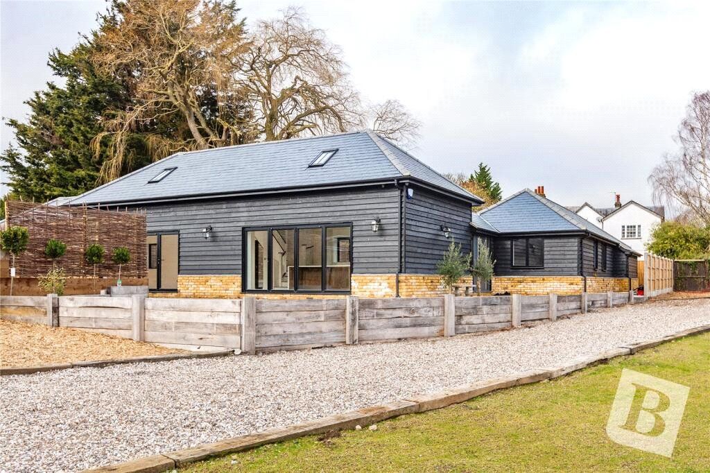 Property photo 1 of 17 Picture No. 01