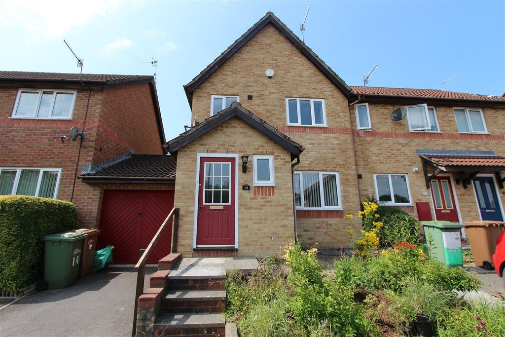 Property photo 1 of 12