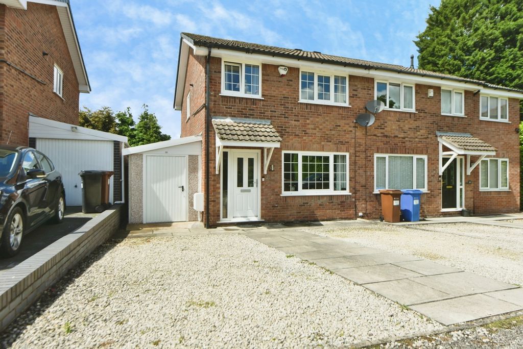 Property photo 1 of 20 Westbury Drive