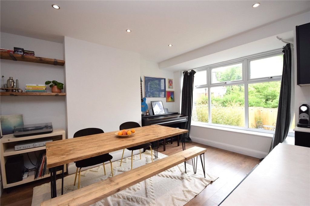 Property photo 3 of 15 Picture No. 05