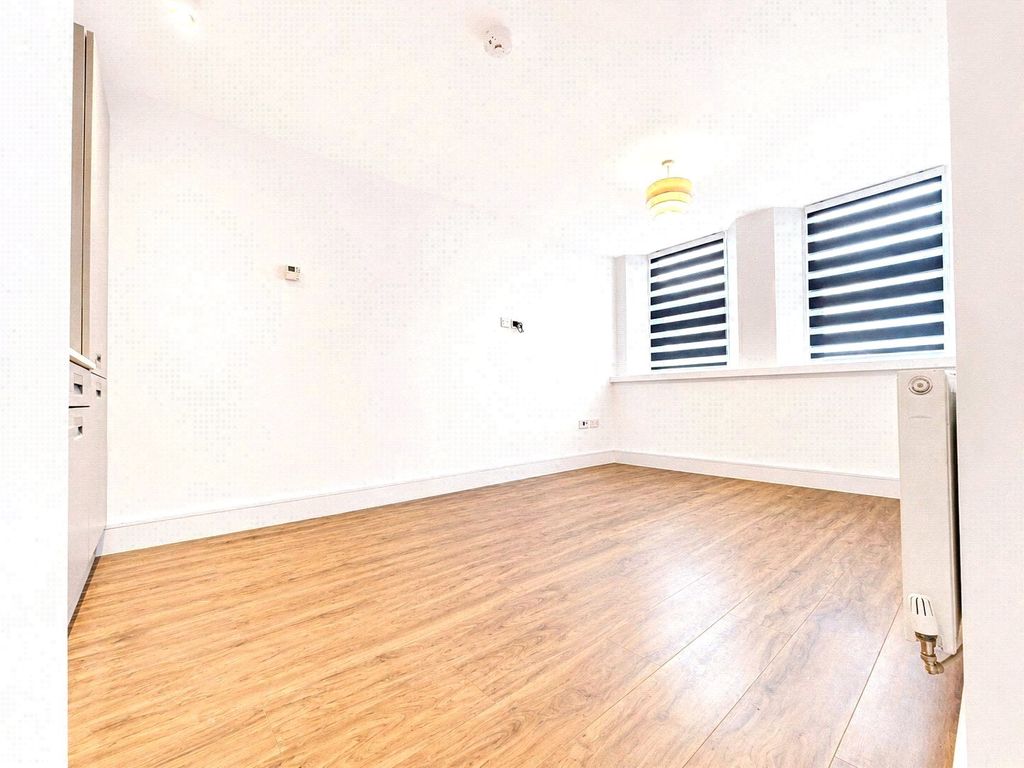Property photo 3 of 5 Picture No. 02