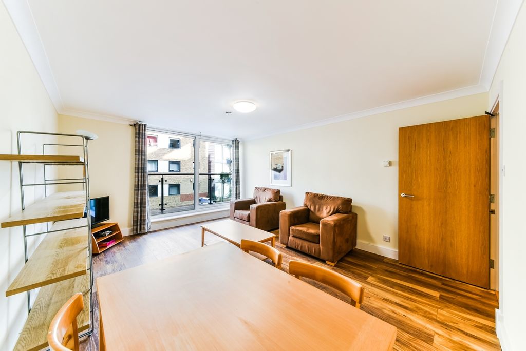 Property photo 2 of 11 Boardwalk Place, Can
