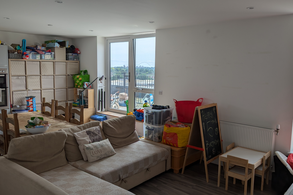 Property photo 2 of 10