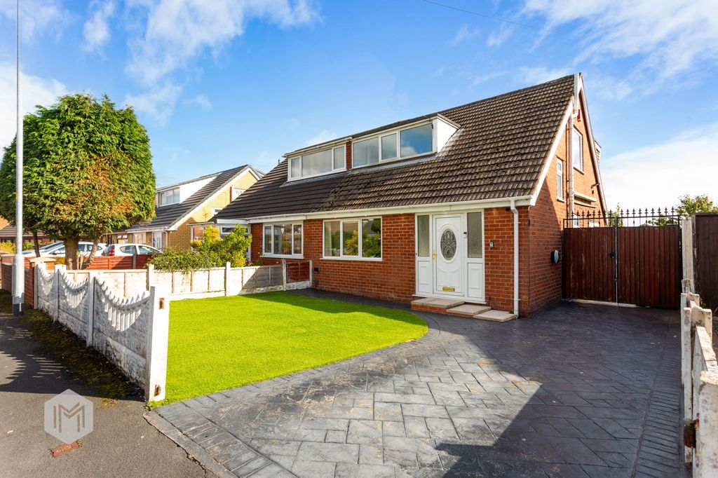 Property photo 1 of 31