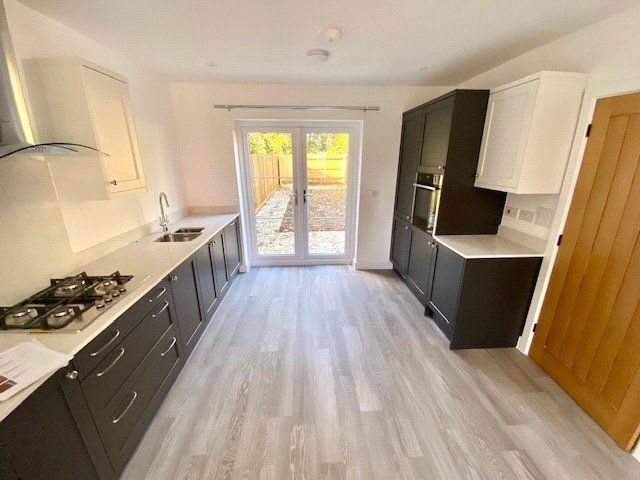 Property photo 2 of 9 Picture No. 11