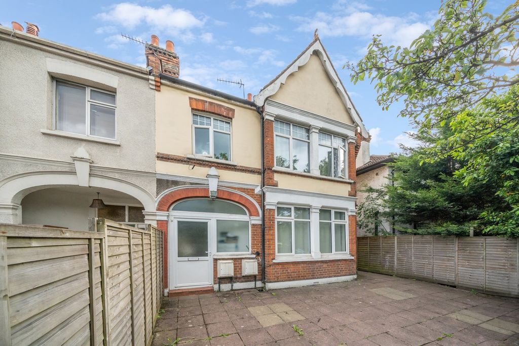 Property photo 1 of 10