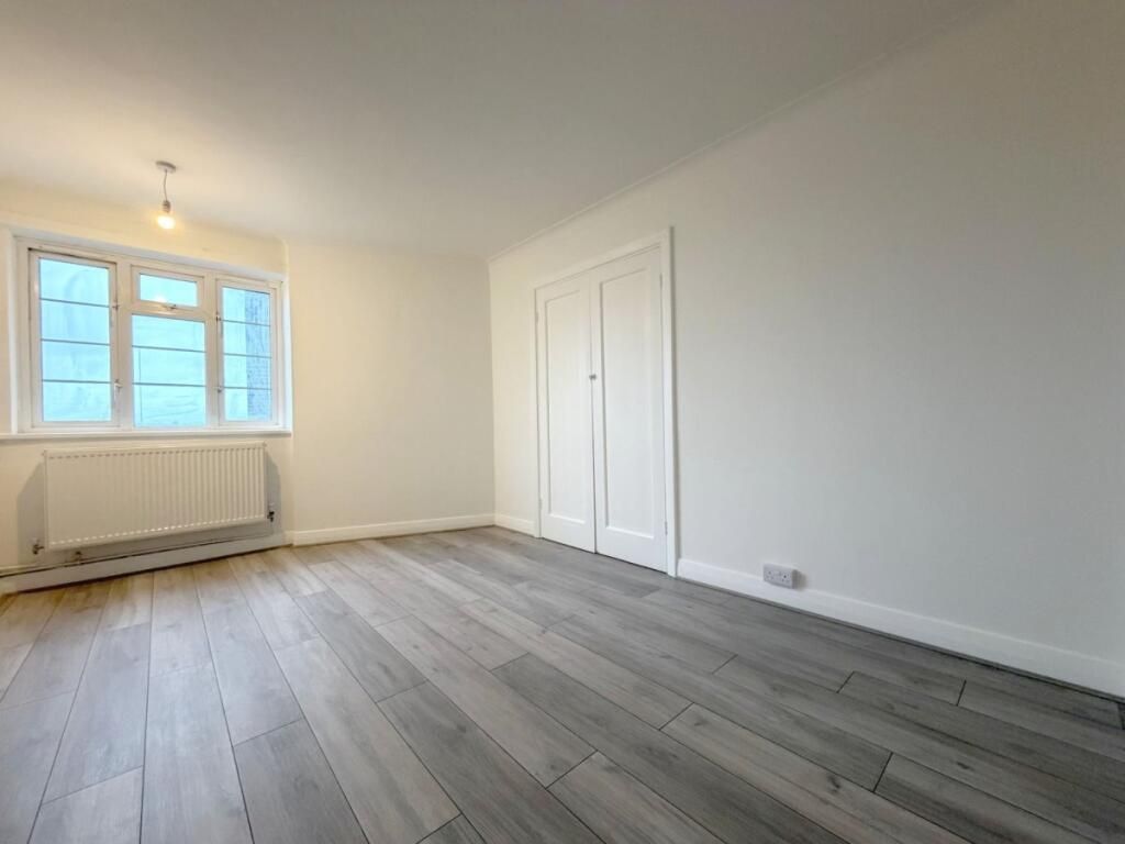 Property photo 3 of 11 94Daf101Faf056B4129d3c7bae146Ba3.Jpeg