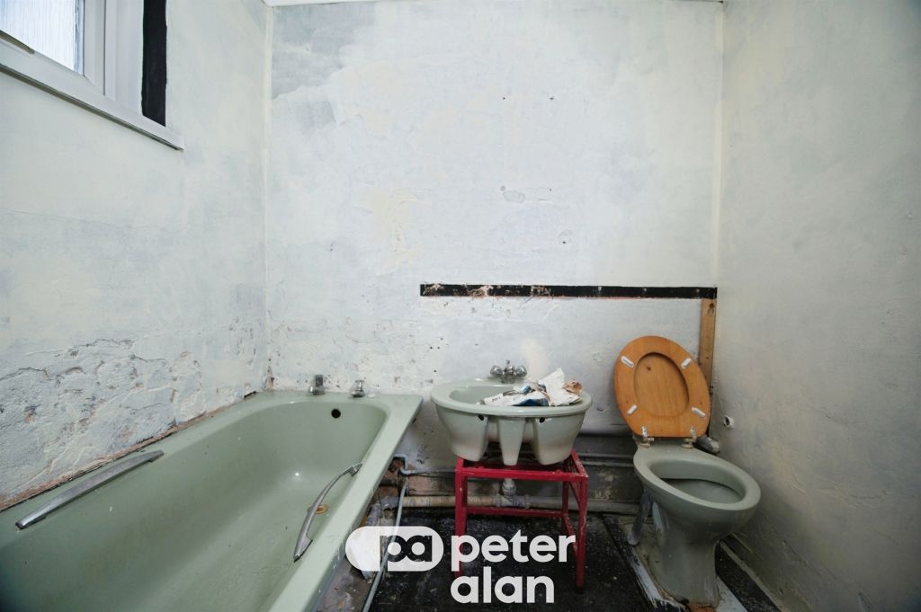 Additional image 11 of 2 bed flat for saleDuffryn Place, Maesteg CF34