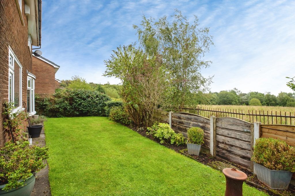 Property photo 3 of 24 Pbox-Img.Jpg
