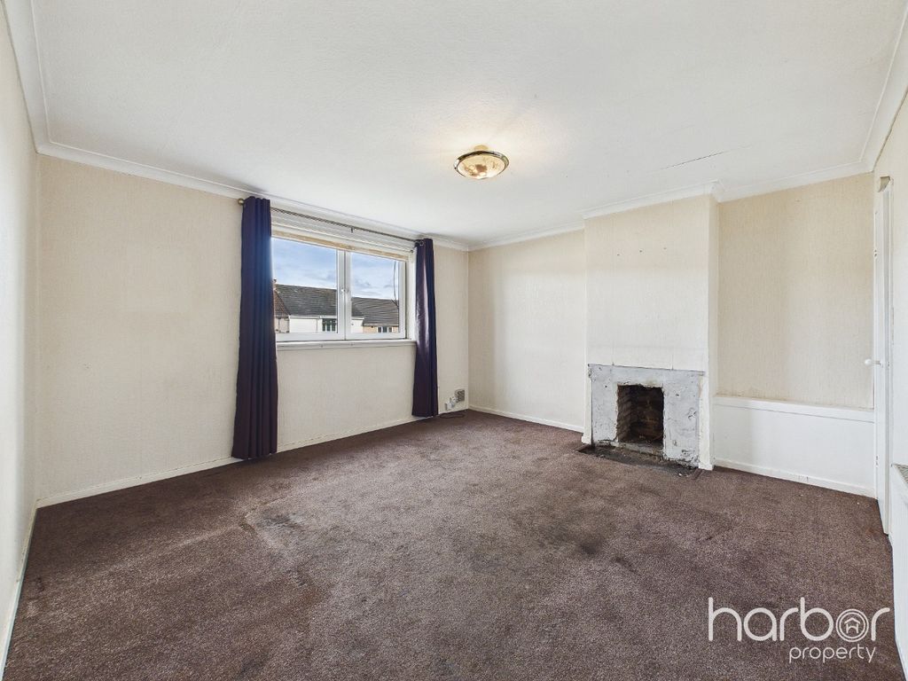 Property photo 3 of 11 4601285