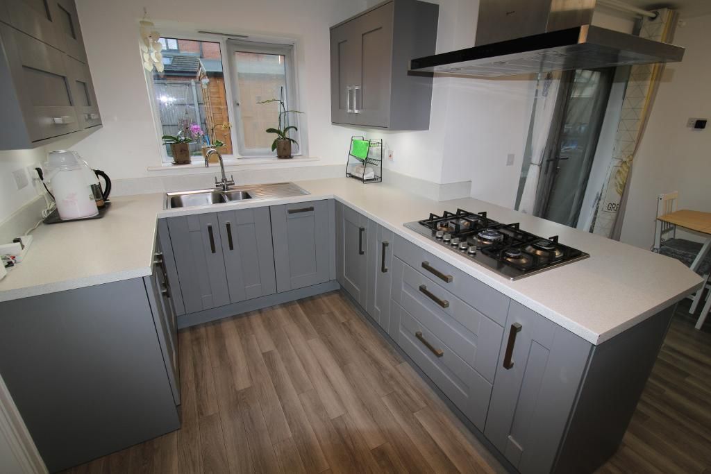 Property photo 3 of 16 Kitchen/Diner