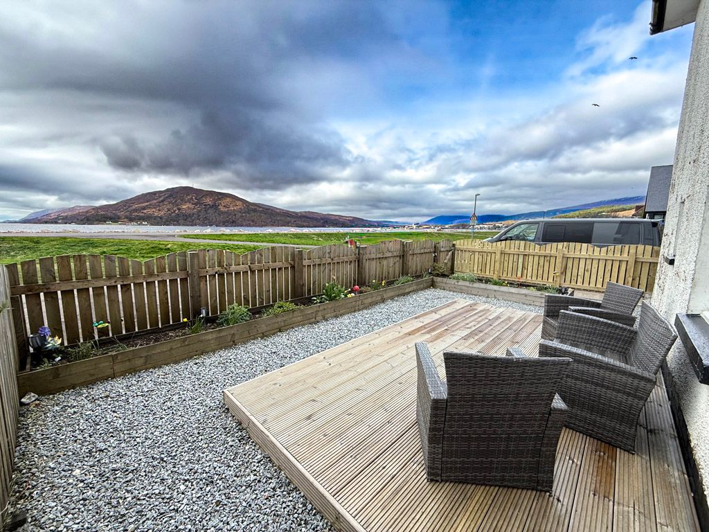 Property photo 2 of 39