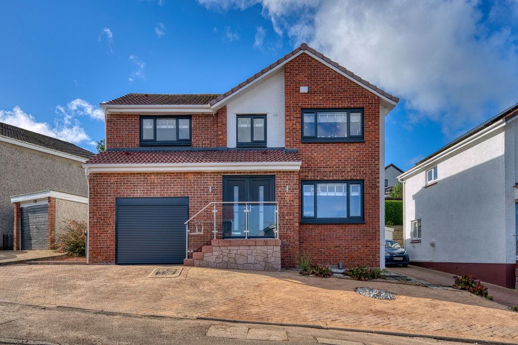 Property photo 1 of 38