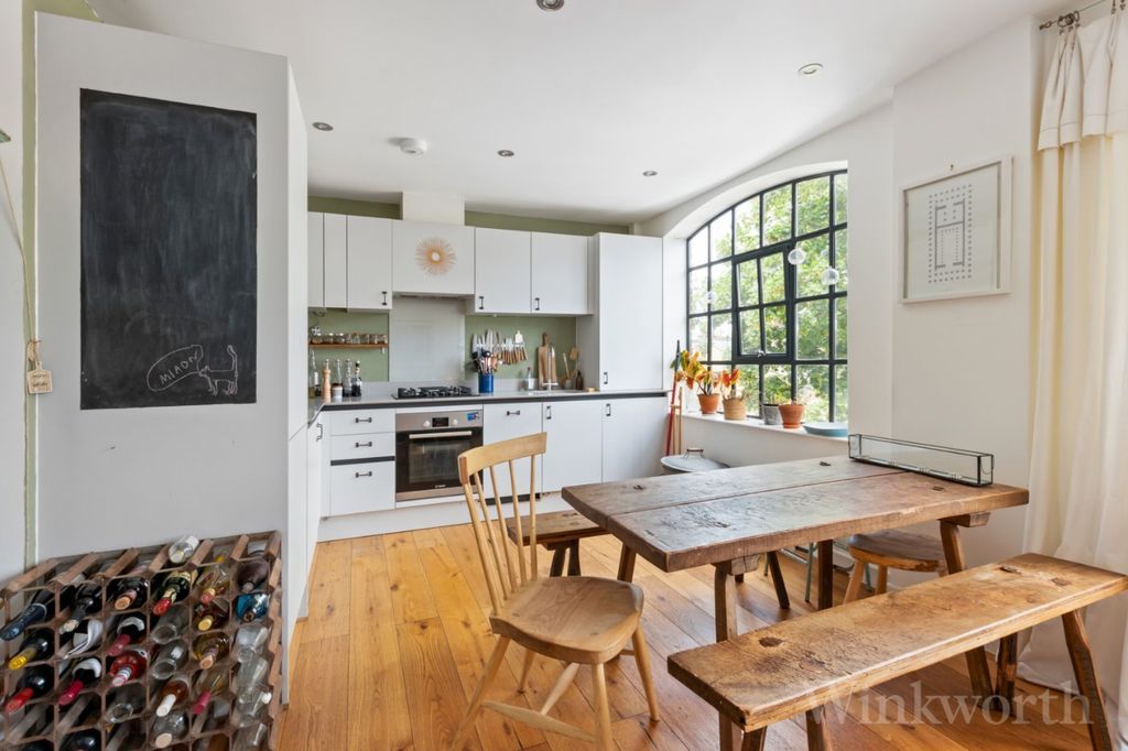 Property photo 2 of 7 Picture No. 05