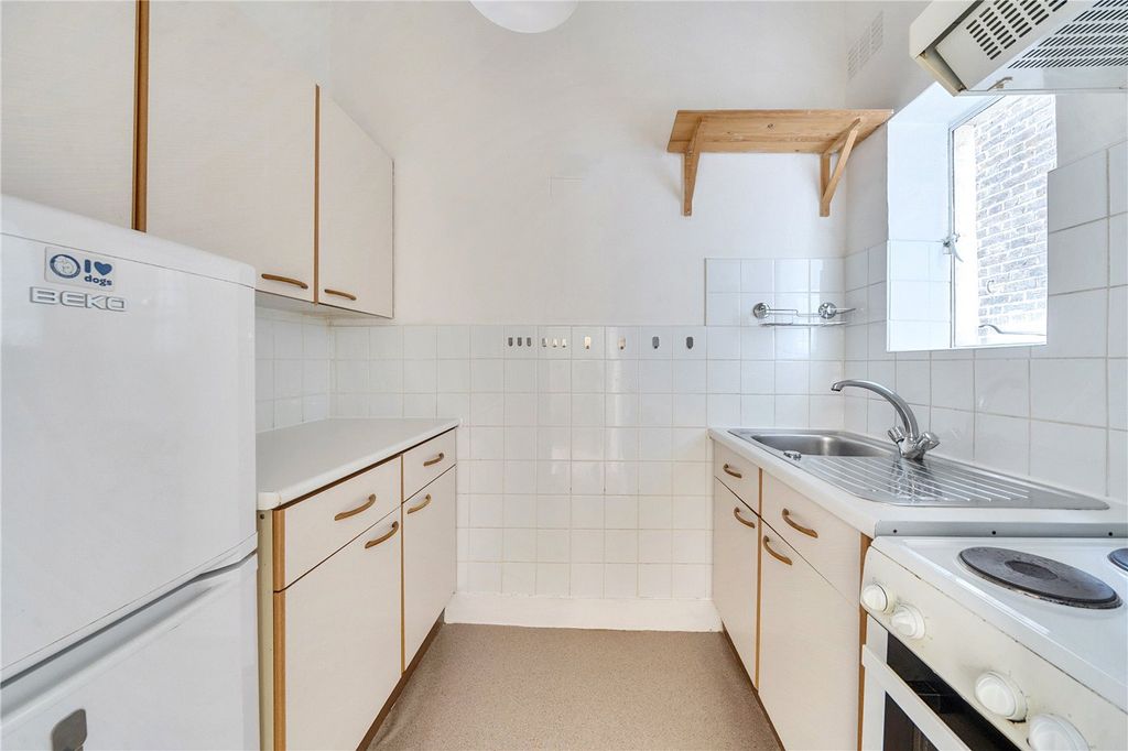 Property photo 3 of 14 Picture No. 09