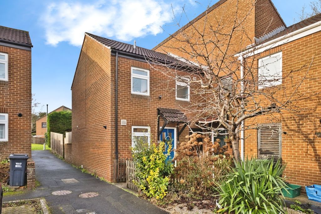 Property photo 1 of 16 Pbox-Img.Jpg