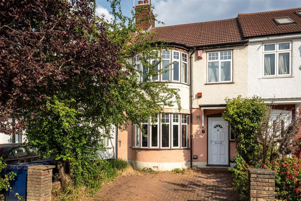 Property photo 1 of 9 Huxley Gardens-14.Jpg