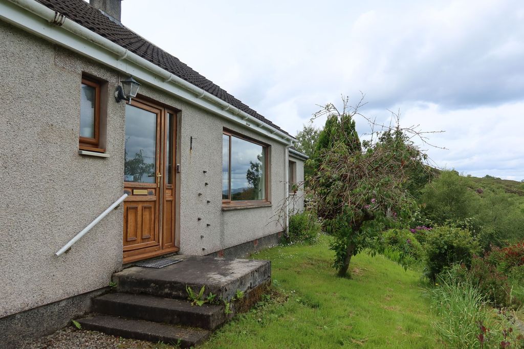 Property photo 2 of 63