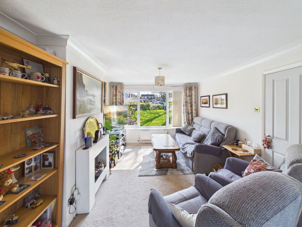 Property photo 3 of 23