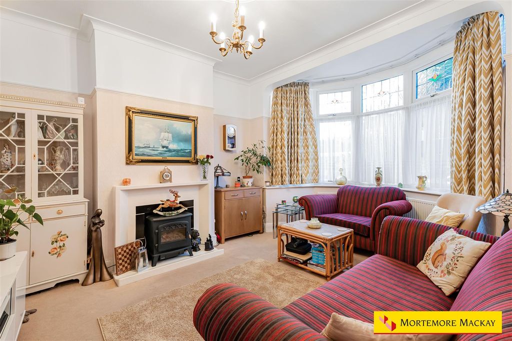 Property photo 2 of 26 21_68836_Watermarked.Jpg