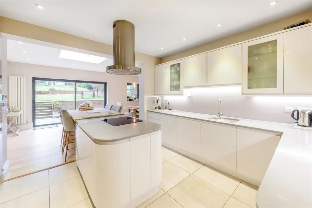 Property photo 3 of 24 4847483