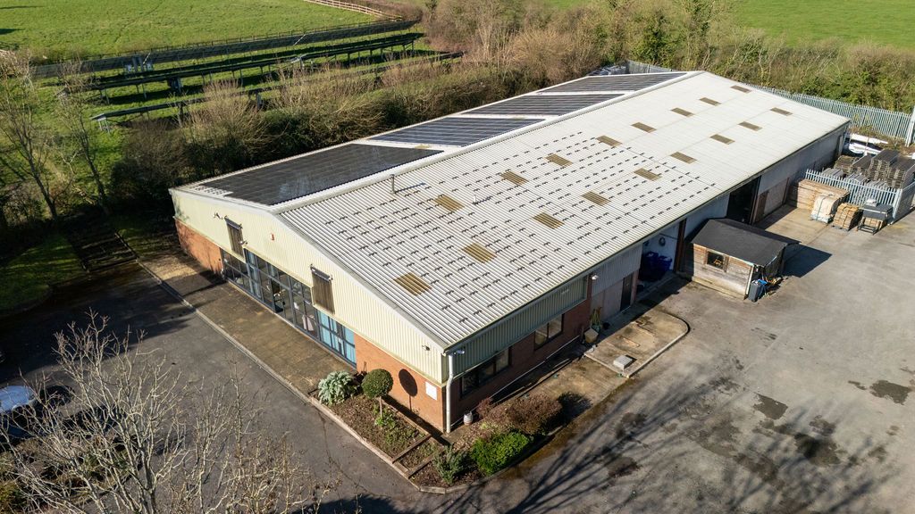 Property photo 3 of 21 Photo 2