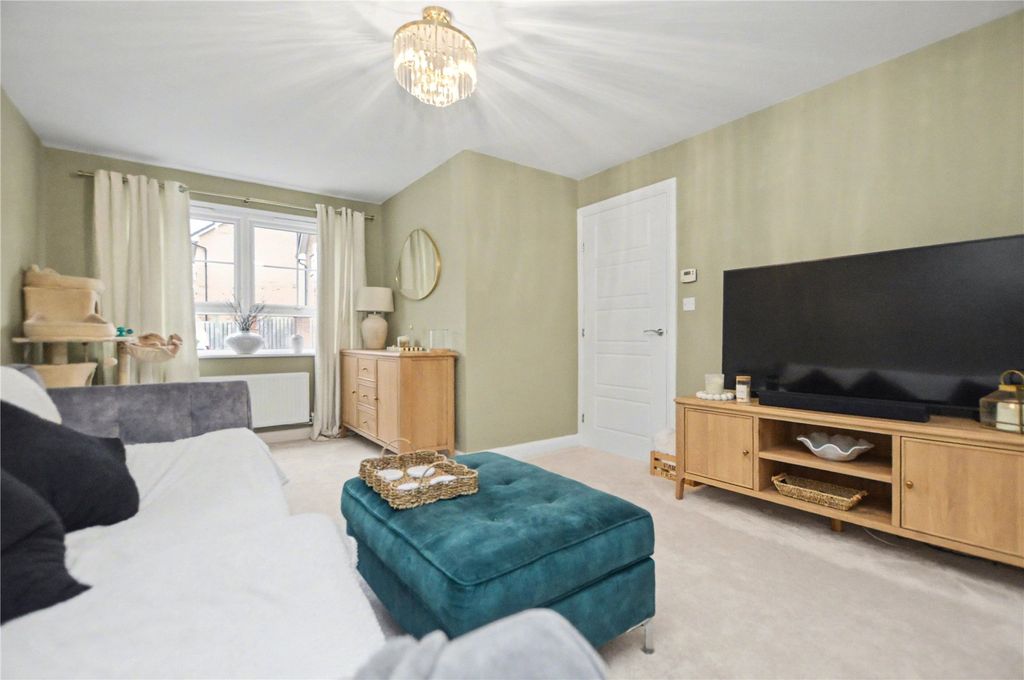 Property photo 2 of 15 Picture No. 08