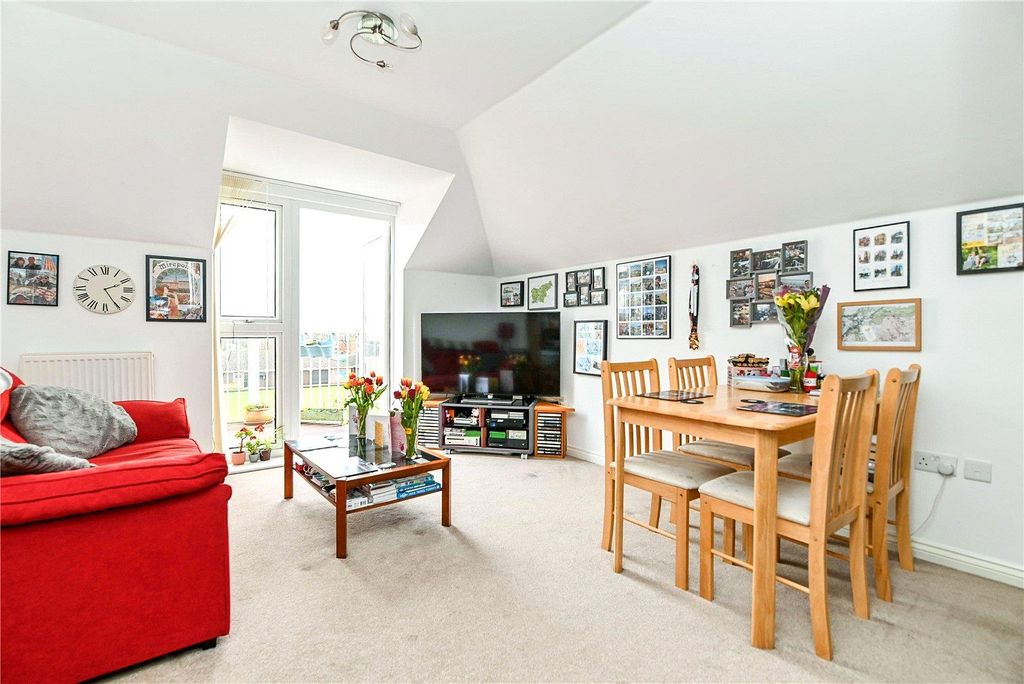 Property photo 2 of 15 Picture No. 07