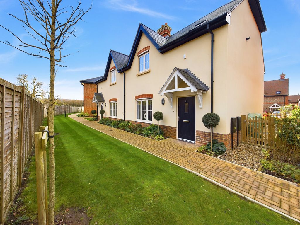 Property photo 2 of 24 30003186-Hr-2