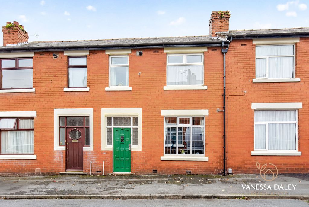 Property photo 1 of 47