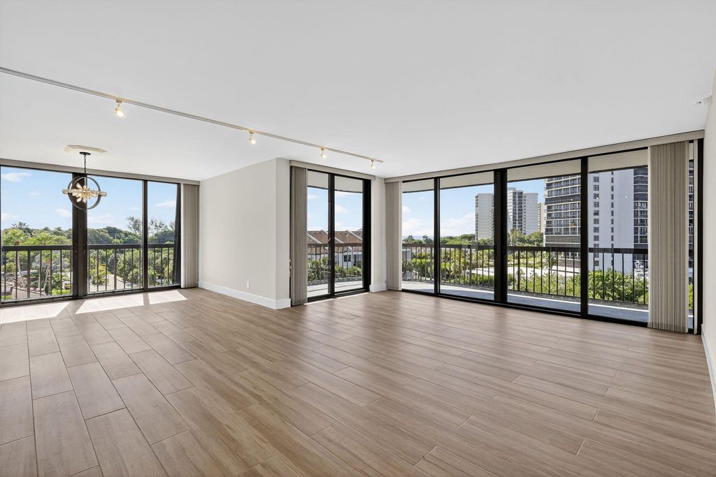 Property photo 2 of 45