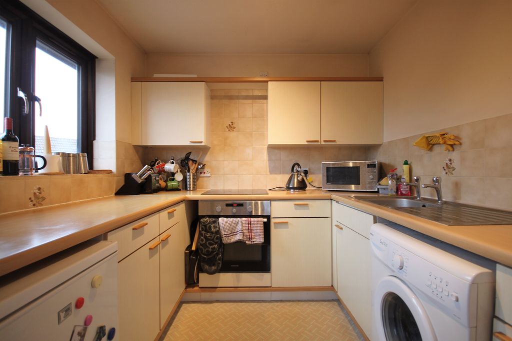 Property photo 3 of 7