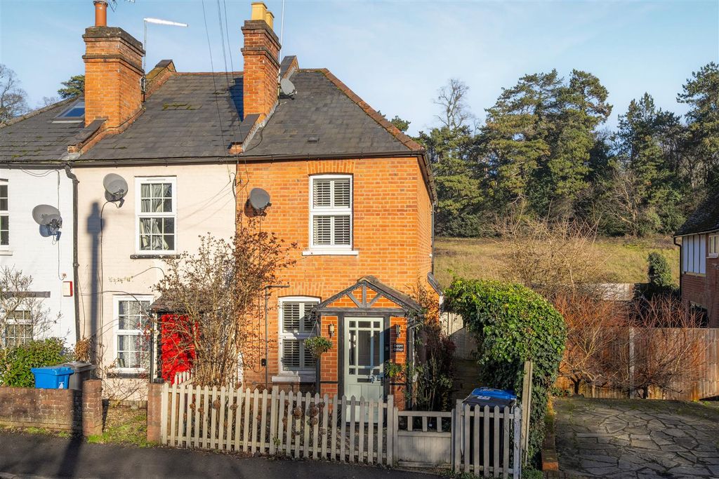 Property photo 1 of 10